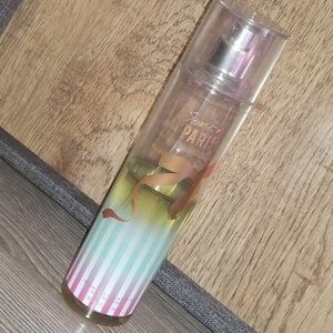 Bath & Body Works Sweet on Paris fragrance mist